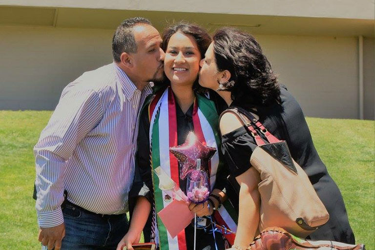 Karen Sanchez Gonzalez with her parents, Jesus Sanchez and Karina Gonzalez.