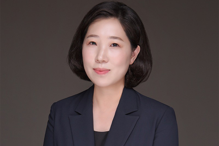 Dr. Jihyun Woo
