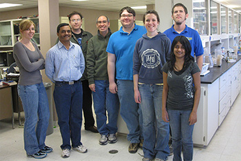 varela stduents group photo lab