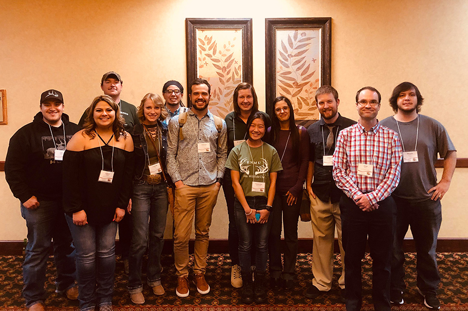 Front Row (L-R): Luis Espinoza, Kodi Waddell, Laramie Mahan, Vinicius Ortega-Berno, Dr. Ivana Mali, Thanchira Suriyamongkol, Alissa Kreikemeier, Jared Seff, Dr. Jesse Filbrun and Michael Gregory. Back Row (L-R): Curtis Madsen and Jeremiah Olivas.