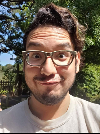 benjamin pierce selfie