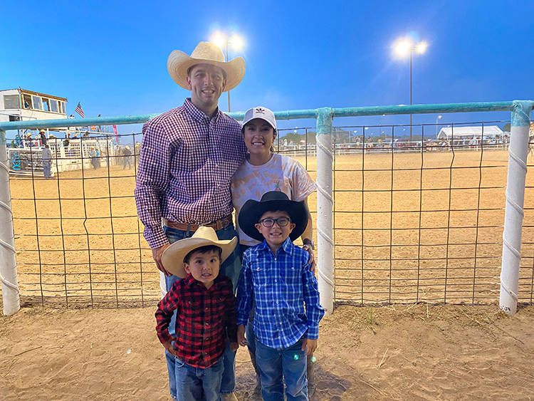 mariah barnes family rodeo