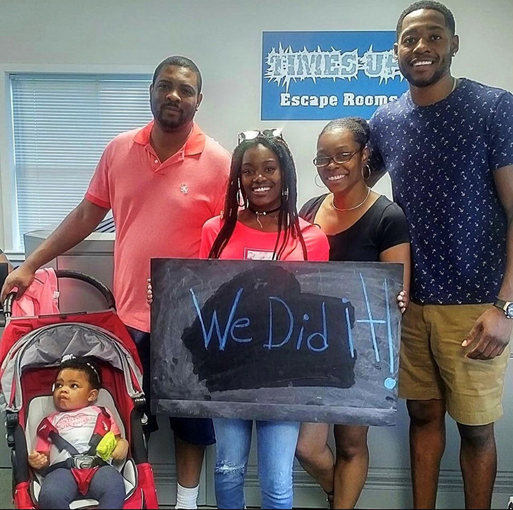 phil henry with family