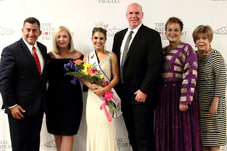 Dr. Patricia Thatcher (far right), an Eastern New Mexico University Greyhound Grad and retired staff and faculty member, with judges and the newly crowned Miss National Sweetheart (Photo by Annette McMillan, Sew Shoot Me).