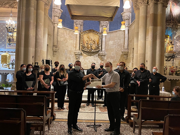 mass in the crypt of la sagrada familia in barcelona