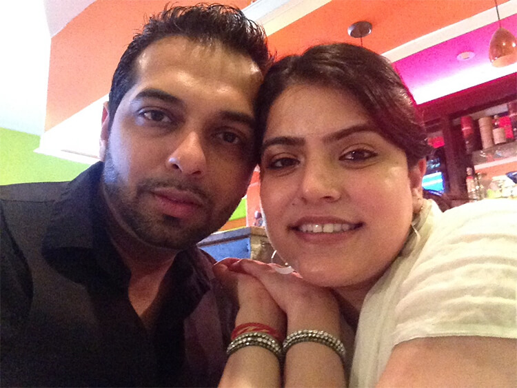 achal bhatt with wife photo 5